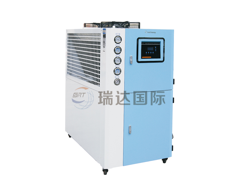 工業冷水機